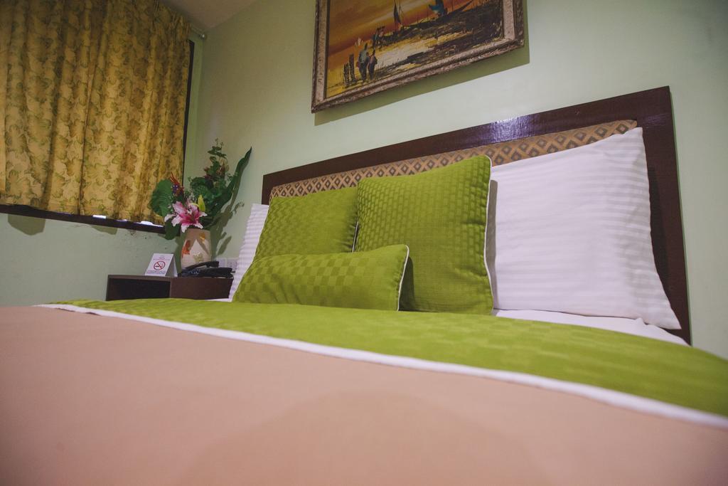 Verbena Hotel Cebu Extérieur photo